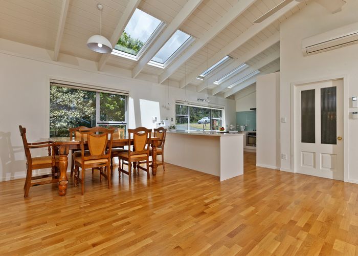  at 140 The Avenue, Lucas Heights, Auckland