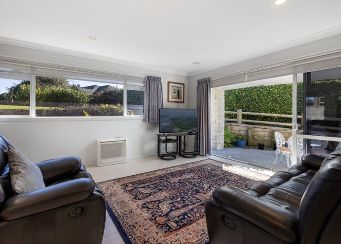  at 25 Contour Avenue, Pyes Pa, Tauranga