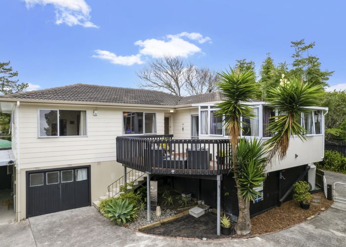  at 18 George Herring Place, Glen Eden, Auckland