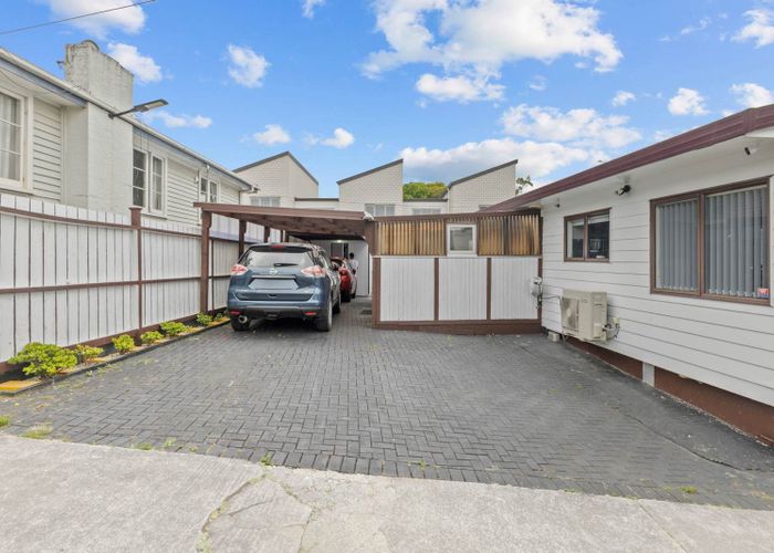  at 2/86 Alfriston Road, Manurewa East, Manukau City, Auckland