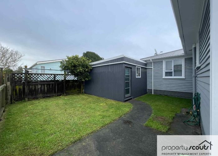  at 12 Karaka Street, Merrilands, New Plymouth, Taranaki