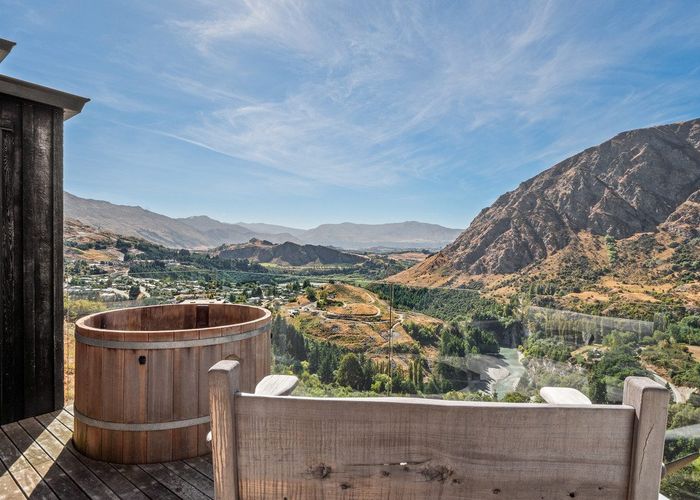  at 12 Crow's Nest Road, Arthurs Point, Queenstown-Lakes, Otago