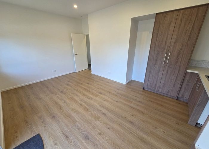  at 629 Ferry Road, Woolston, Christchurch