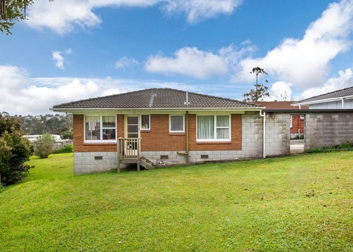  at 2/28B Sunnynook Road, Forrest Hill, North Shore City, Auckland