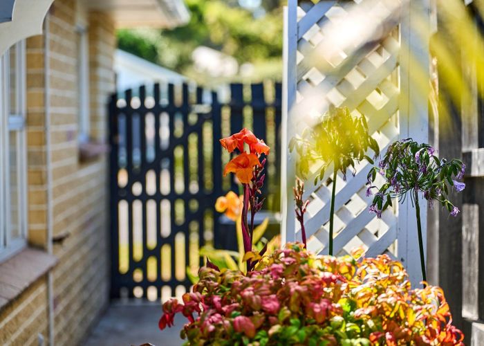  at 18 Anthony Grove, Paraparaumu Beach, Kapiti Coast, Wellington