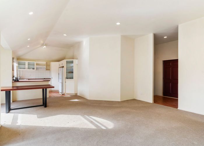  at 2 Anton Place, Takanini, Papakura, Auckland