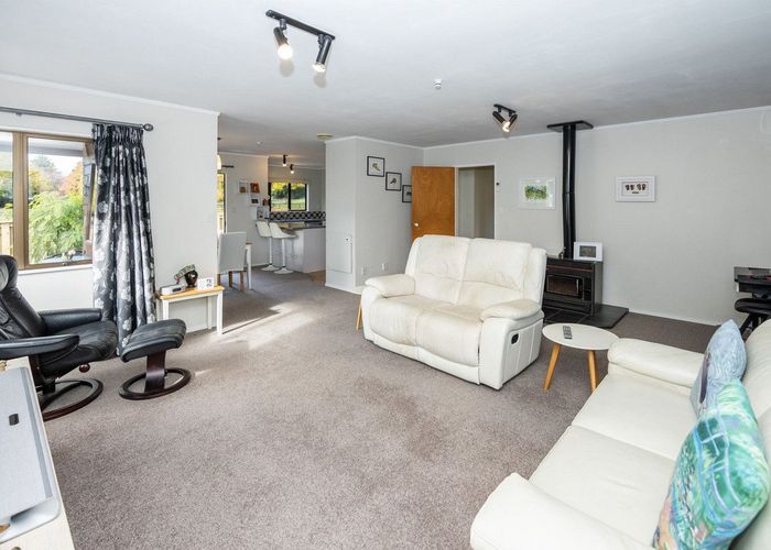  at 8 Eliot Place, Leamington, Cambridge