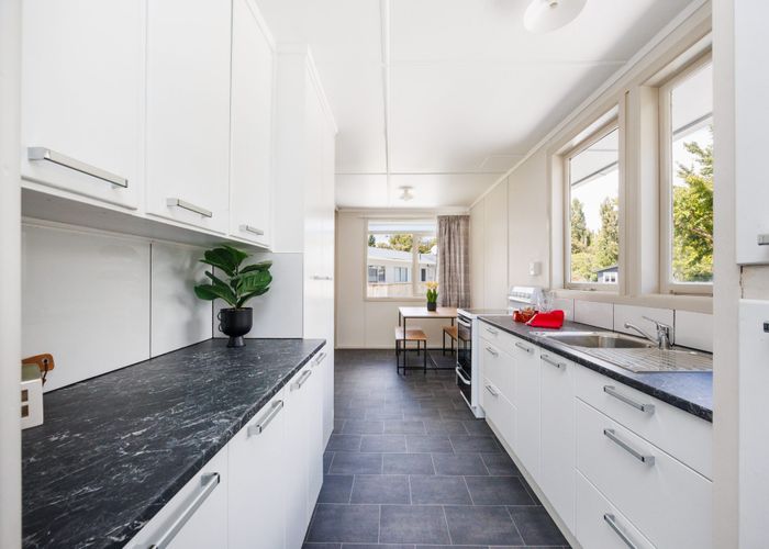  at 66a Ruamahanga Crescent, Terrace End, Palmerston North, Manawatu / Whanganui