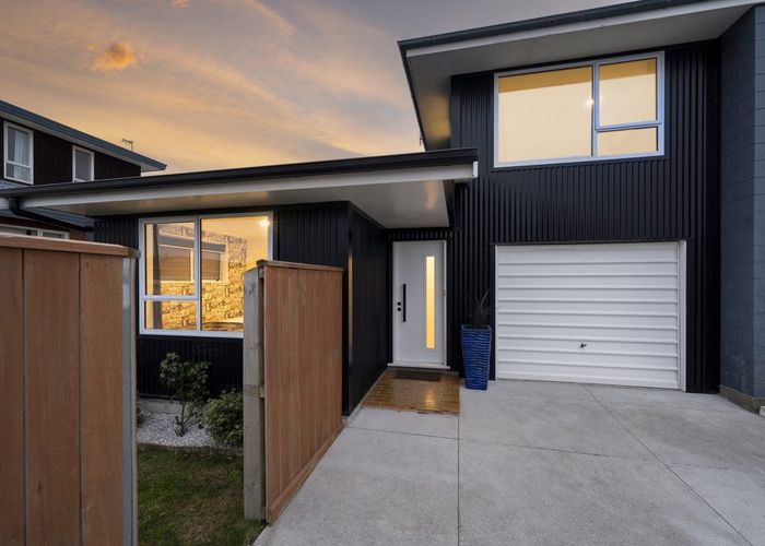  at 1/106 Beresford Street, New Brighton, Christchurch
