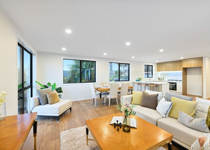  at 18 Hercules Drive, Henderson, Auckland