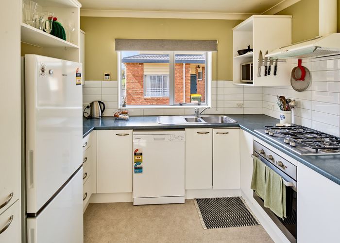  at 10 Pohutukawa Grove, Titahi Bay, Porirua, Wellington