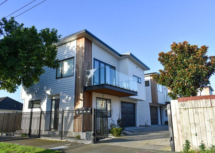 at 26a Holland Ave, Point England, Auckland City, Auckland