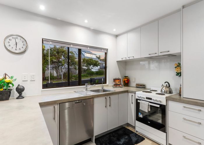  at 5A Ballini Rise, West Harbour, Waitakere City, Auckland