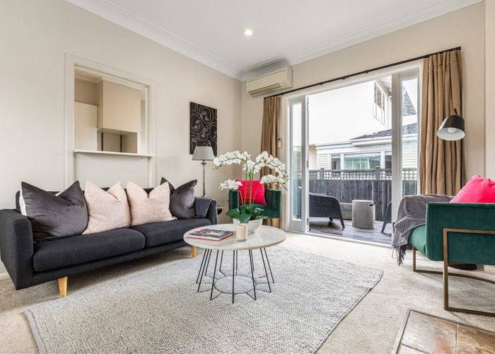  at 2/39 Patteson Avenue, Mission Bay, Auckland City, Auckland