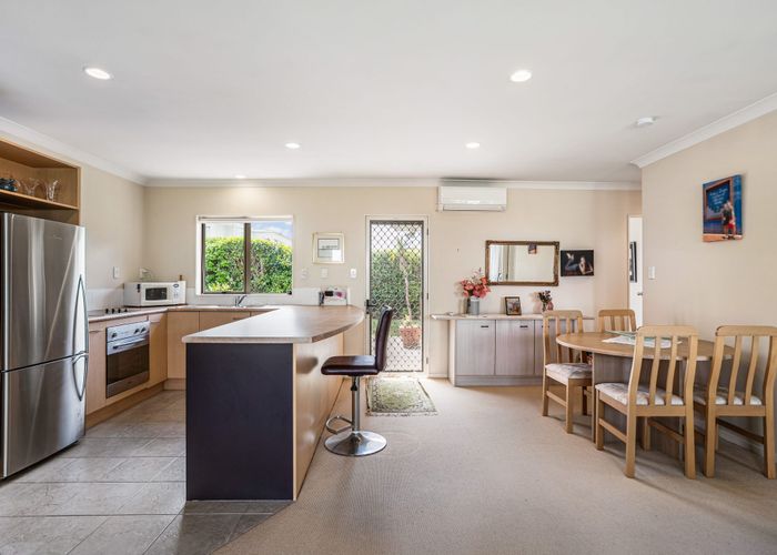  at 27A James Laurie Street, Henderson, Waitakere City, Auckland