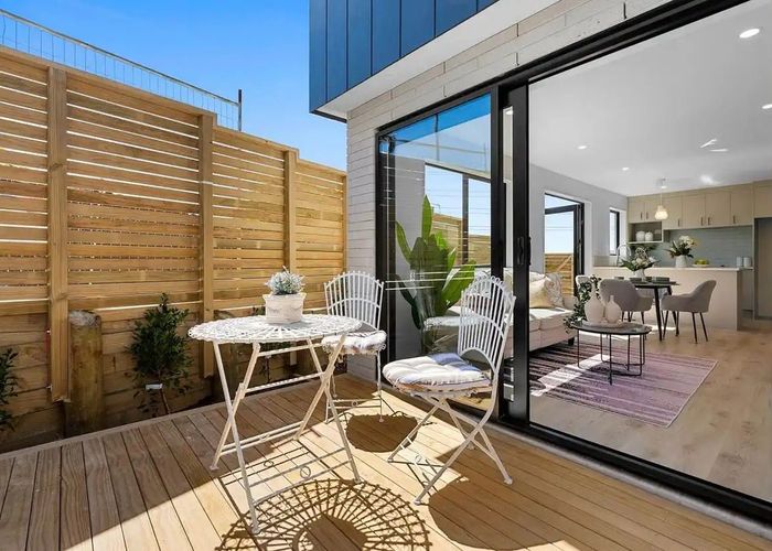  at 16 Mataura Place, Clover Park, Manukau City, Auckland
