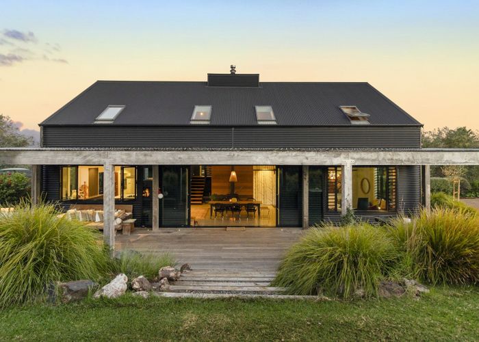  at 308E Sea View Road, Ostend, Waiheke Island