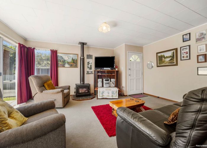  at 1/63 Routley Drive, Glen Eden, Waitakere City, Auckland