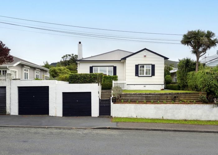  at 96 Ranui Crescent, Khandallah, Wellington
