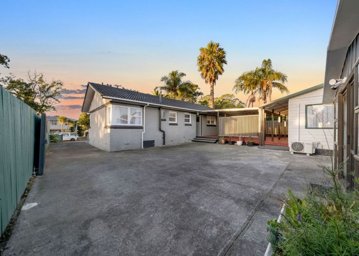  at 38A Pinedale Place, Henderson, Waitakere City, Auckland
