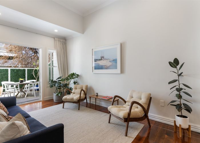  at 323C Mount Eden Road, Mount Eden, Auckland