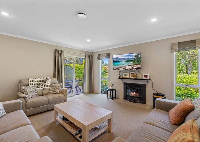  at 45 Bridgewater Way, Pyes Pa, Tauranga