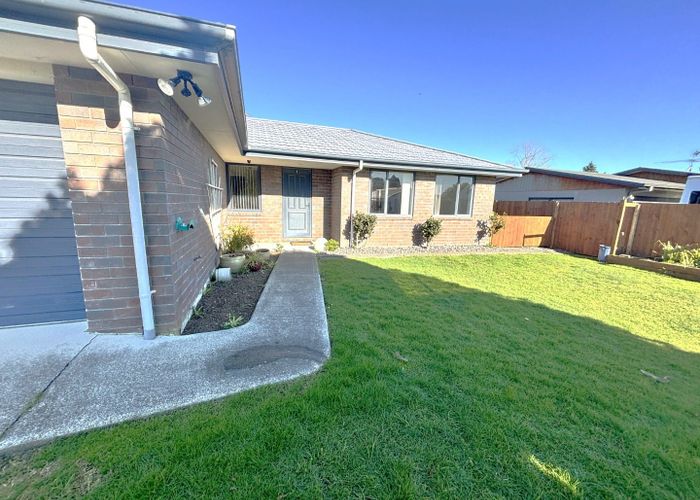  at 4 Four Oaks Place, Pukekohe, Pukekohe