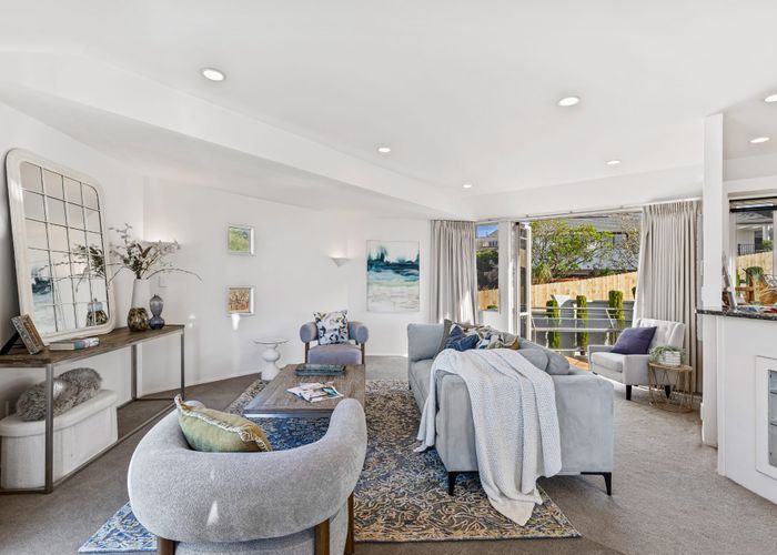  at 3 Valley Road, Browns Bay, North Shore City, Auckland