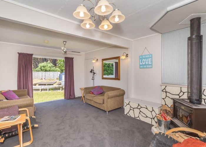  at 31 Hydrabad Drive, Waitarere Beach, Levin