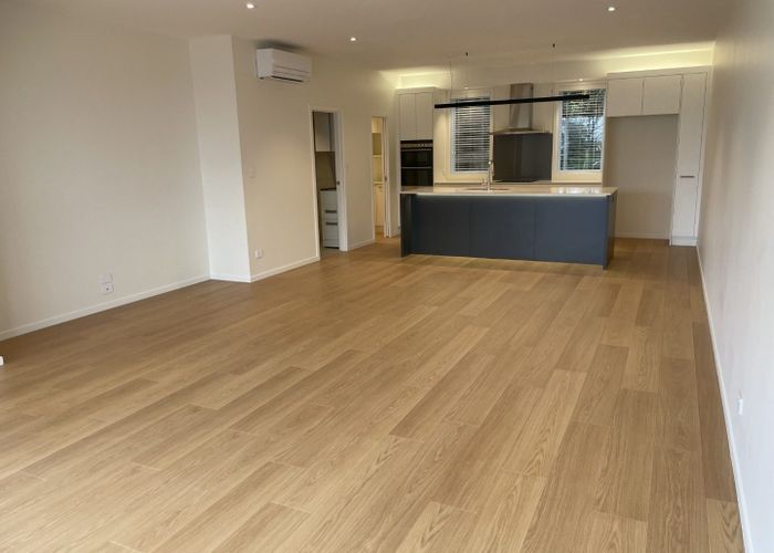  at 31 Montgomery Avenue, Rothesay Bay, Auckland