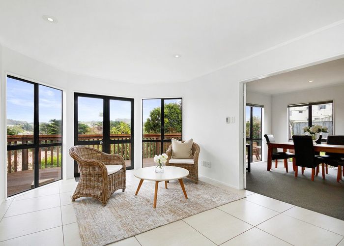  at 6 Saunders Close, Whitby, Porirua, Wellington