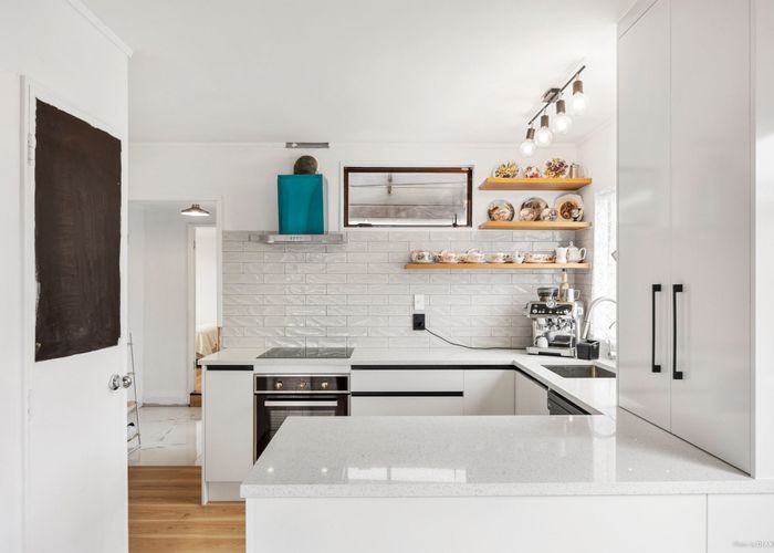  at 2/54 College Road, Northcote, Auckland