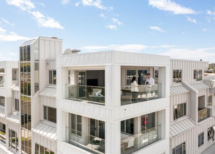  at 14/19 Victoria Road (The Cascades), Mount Maunganui, Tauranga, Bay Of Plenty