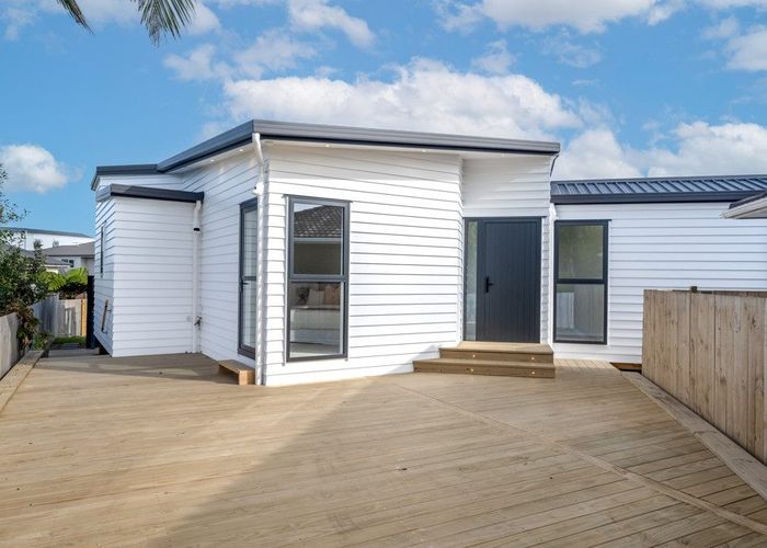  at 11A Damson Place, Bucklands Beach, Manukau City, Auckland