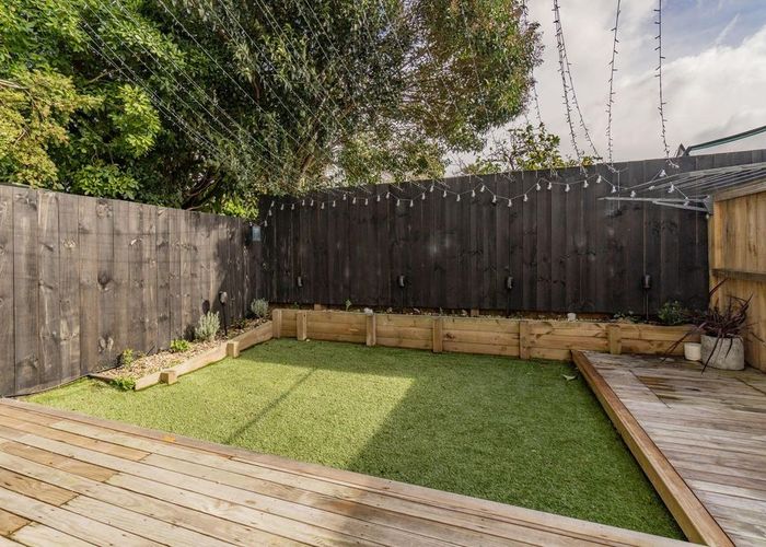  at 4A Montmere Avenue, Te Atatu Peninsula, Auckland