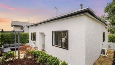  at 22 Cochrane Street, Mornington, Dunedin
