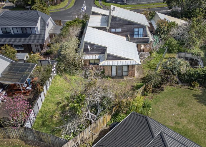  at 32 Sunderlands Road, Half Moon Bay, Manukau City, Auckland
