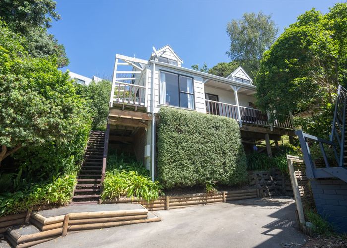  at 36 Oak Avenue, Paremata, Porirua