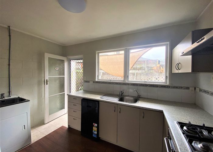  at 2/237 Marua Road, Ellerslie, Auckland City, Auckland