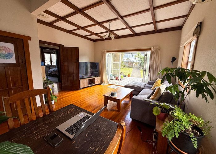  at 20a Shackleton Road, Mount Eden, Auckland City, Auckland