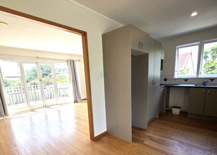  at 54 Forest Hill Rd, Henderson, Waitakere City, Auckland