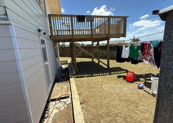  at 2/140 Metcalfe Road, Ranui, Waitakere City, Auckland