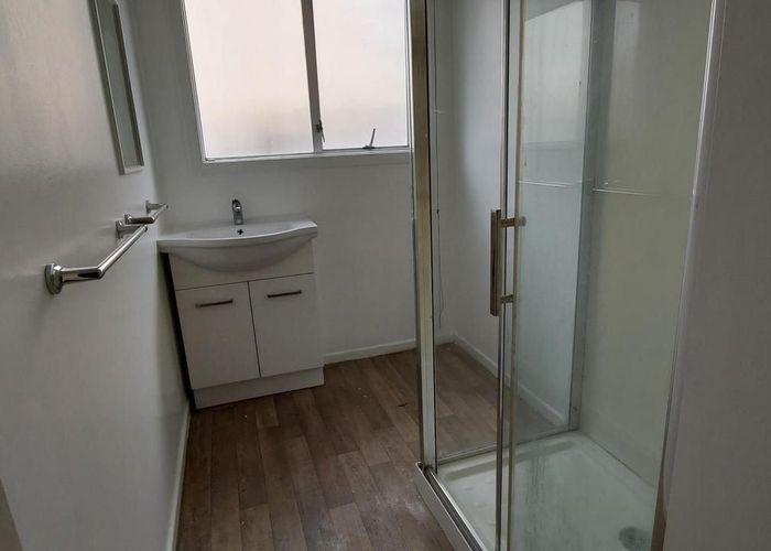  at 1/39 Noall Street, Te Atatū Peninsula, Auckland