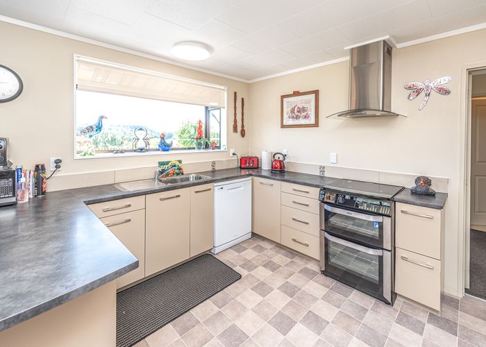  at 36 Parkdale Drive, Aramoho, Whanganui