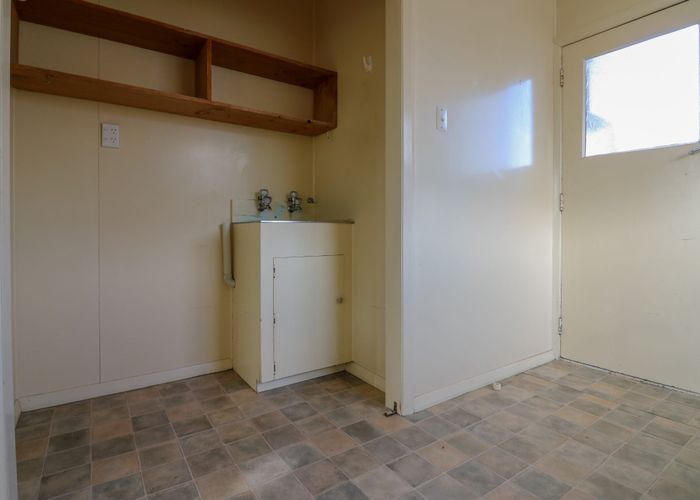  at 1/84 Linton Street, West End, Palmerston North
