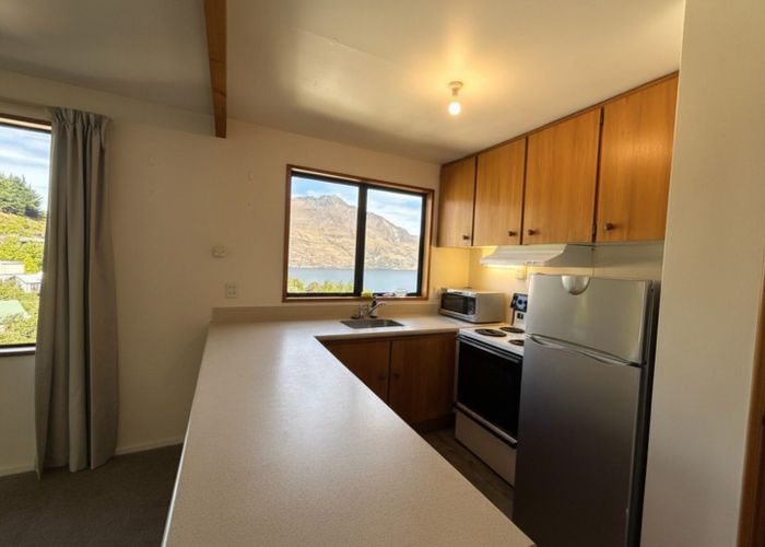 at 10B Wye Place, Fernhill, Queenstown-Lakes, Otago