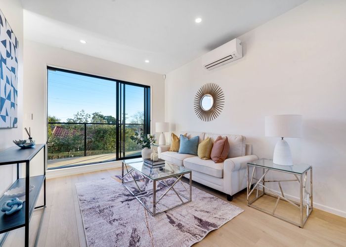  at 3/32 Tiraumea Drive, Pakuranga, Manukau City, Auckland