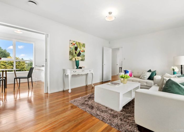  at 10 School Road, Te Atatu South, Auckland