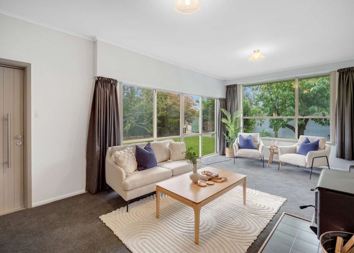  at 14 Oakdale Street, Avonhead, Christchurch City, Canterbury