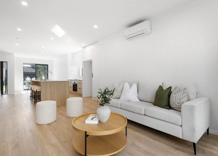  at 32 Kauriki Terrace, Stonefields, Auckland